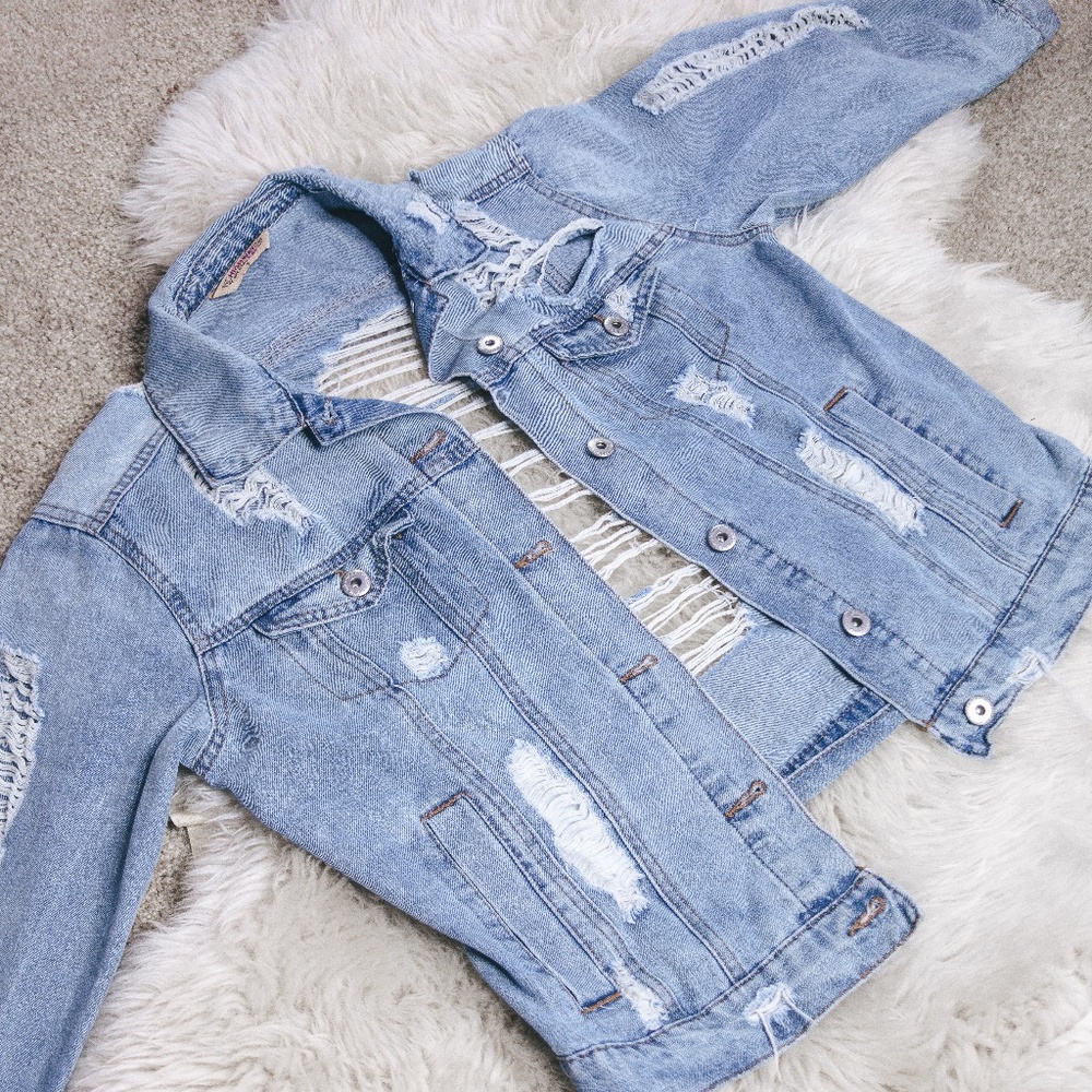 Button Front Ripped Jean Jacket - Picture 2 of 12